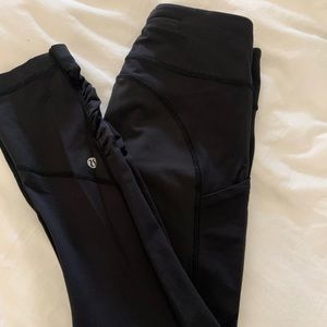 Lululemon discontinued speed ups leggings in size 4